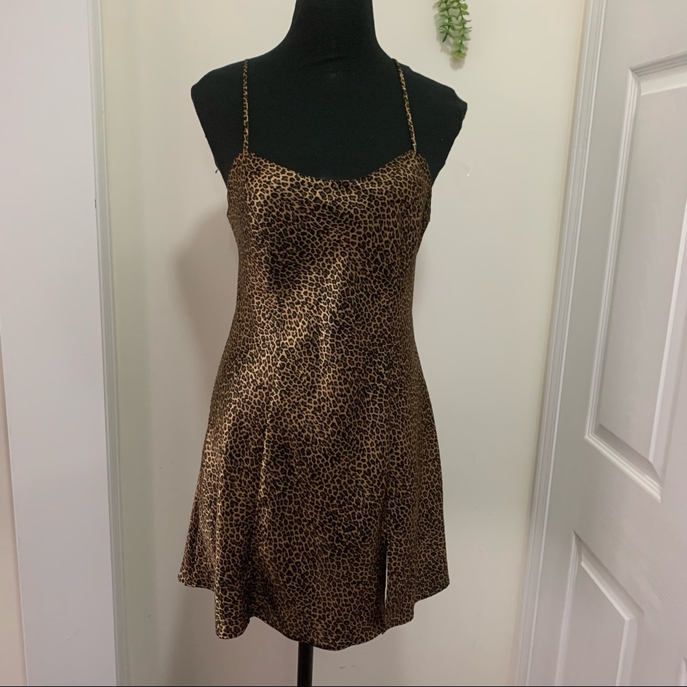 Morgan Taylor Edgy Animal Print Slip Sleepwear size Medium